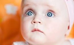 Bebekler Ne Zaman Görür? 1 aylık bebek görür mü?